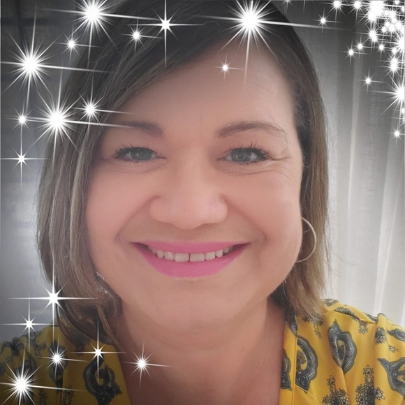 Meet your Posher, Carmen - Picture 1 of 1